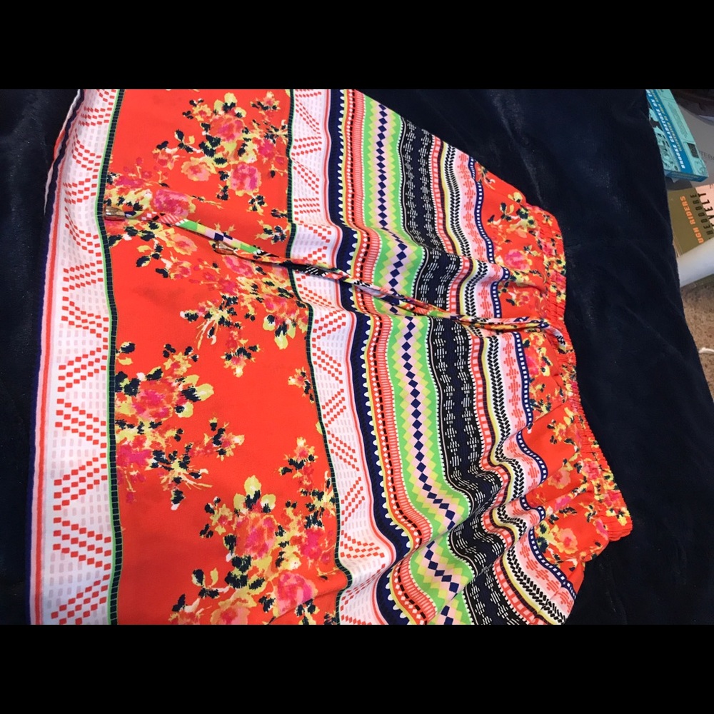 Like new TOBI skirt